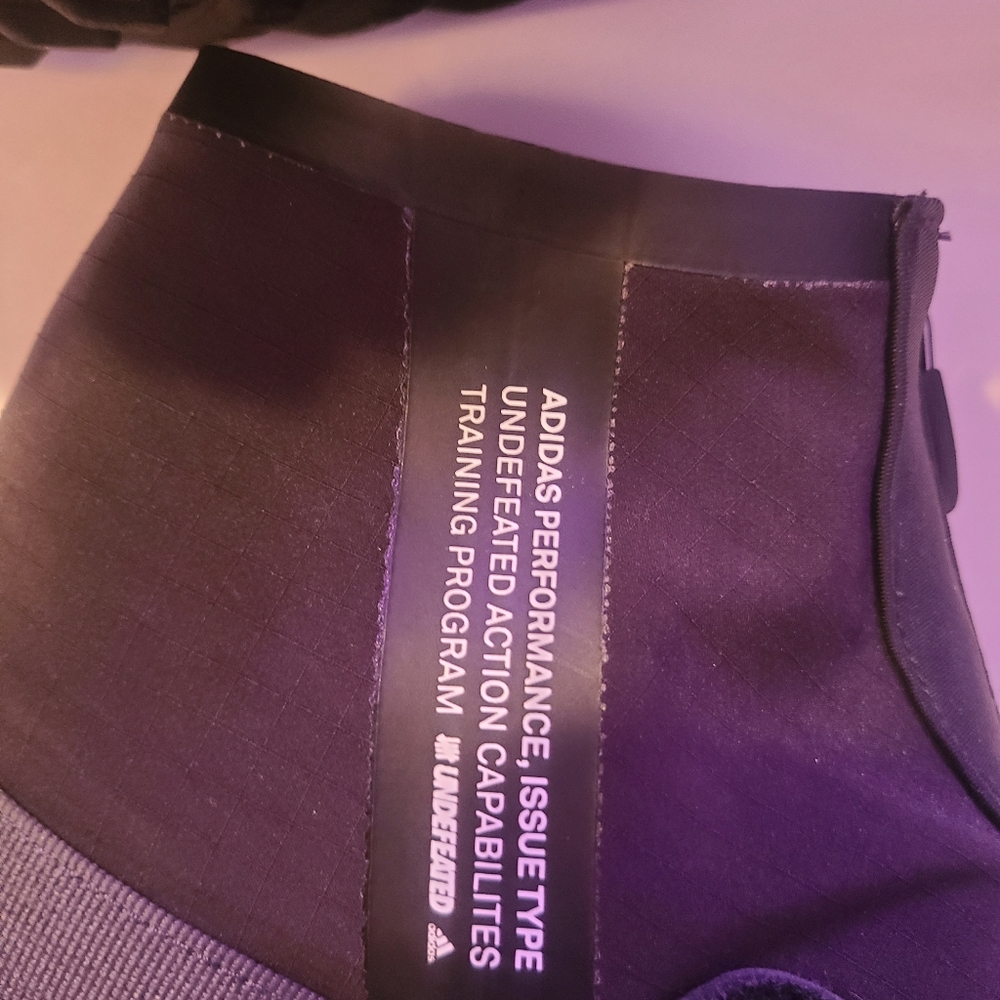 Undefeated Adidas - Picture 4 of 6